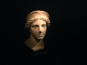 Ariadne Galleries (B30) Venus of Fourvière Hill (first century AD) £1.1m.