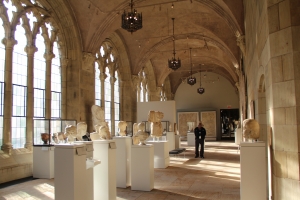 The Yale University Art Gallery&#039;s Sculpture Hall.