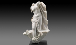 Statuette of Aphrodite emerging from the sea, Greek or Roman, Eastern Mediterranean, 1st century BC – 1st century AD.